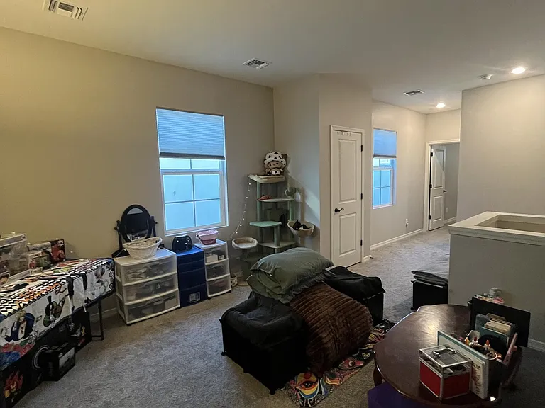 1493 E Shannon St — Photo 11