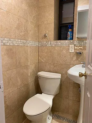 Rented by REAL New York | media 17