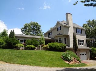 924 Daves Creek Rd, Franklin, NC 28734