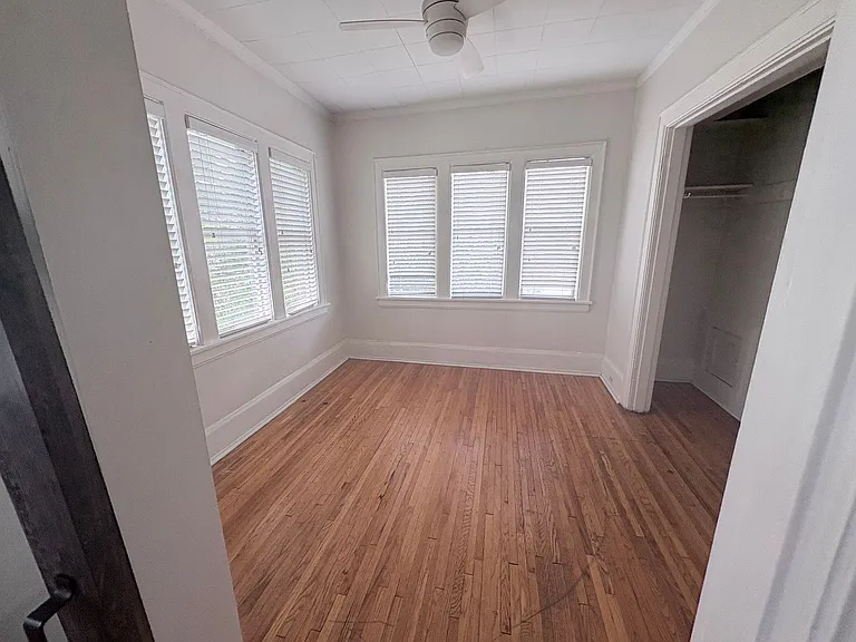 8th Street Apartments — Photo 15