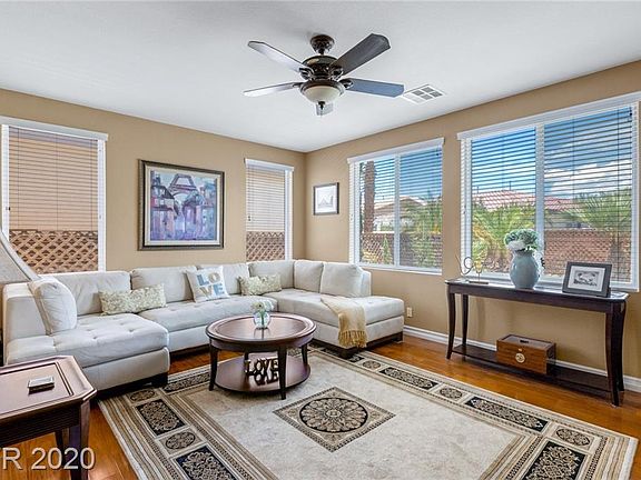 4th image of 3004 Guillemot Ave