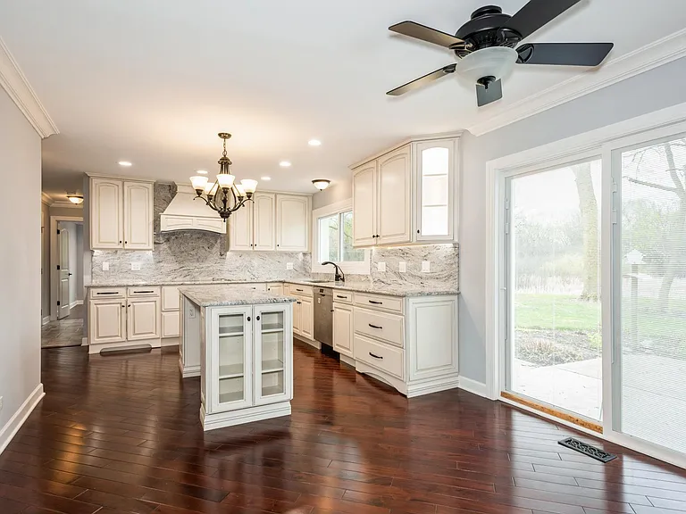 2513 Cavalry Ct — Photo 8
