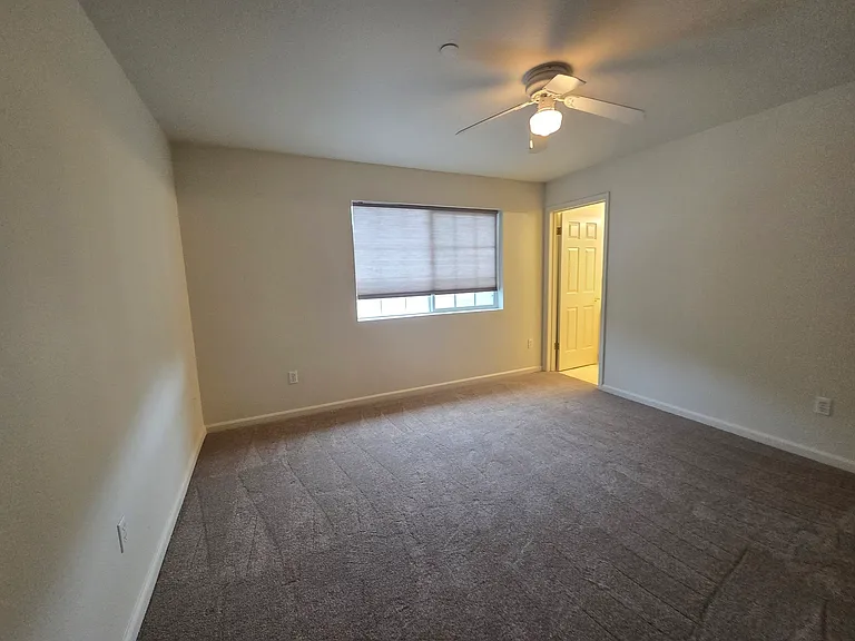 252 Lansing Way — Photo 10