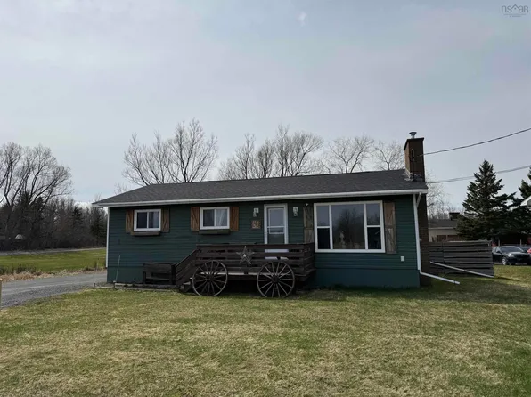 1668 Mackay St, Westville, NS B0K 2A0