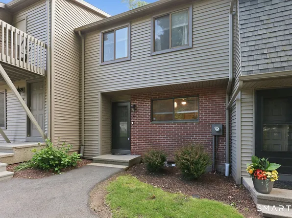 44 Conestoga Way #44, Glastonbury, CT 06033