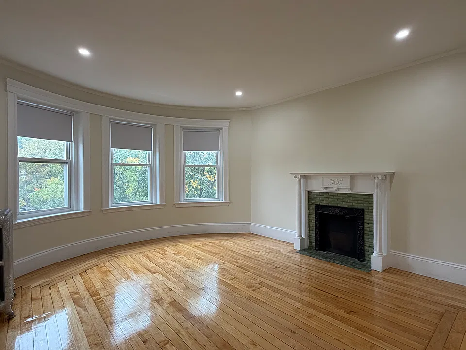 1824 Beacon St #7