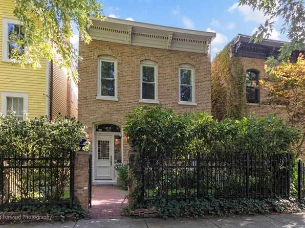 2133 W Schiller St, Chicago, IL 60622