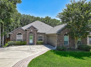 2 Arabian Ct, Mansfield, TX 76063