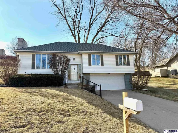 549 S 23rd St, Blair, NE 68008