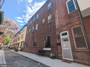 251 S 21st St #1R, Philadelphia, PA 19103