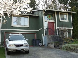 405 Falcon Ct NE, Bremerton, WA 98311