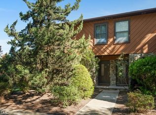 3J Brookside Hts #3J, Wanaque, NJ 07465