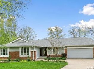 1748 Orchard Hill Dr, Chesterfield, MO