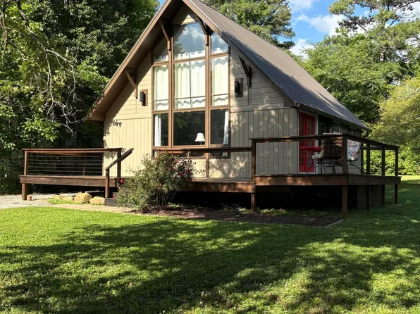 199 Vero Beach Ave, Rossville, GA 30741