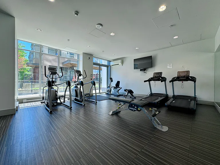 13325 102a Ave #6 — Photo 10