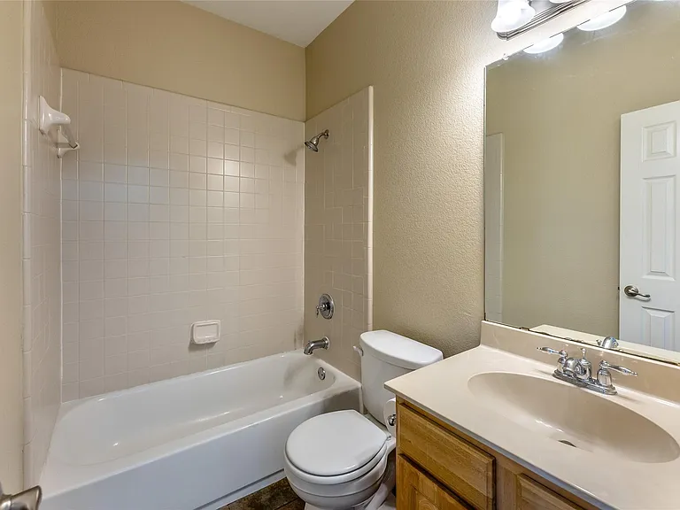1311 E M Franklin Ave #A — Photo 20