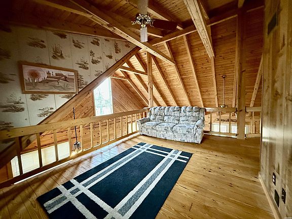 14th image of this home