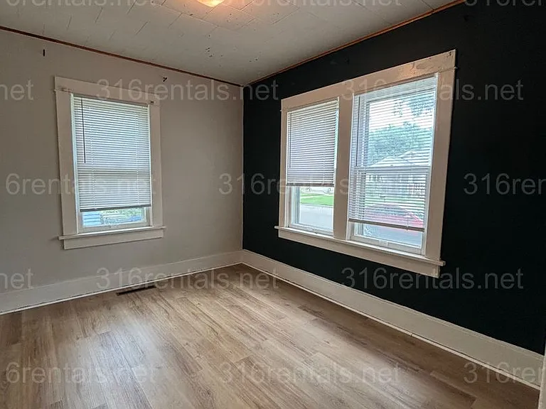 519 N High St — Photo 7