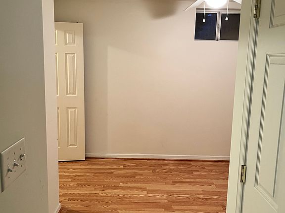 3rd image of 86 Brandenburg Dr