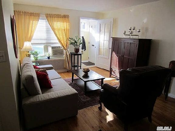 2nd image of 46 Edwards St APT 1B