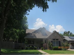 4703 N College Ave, Bethany, OK 73008