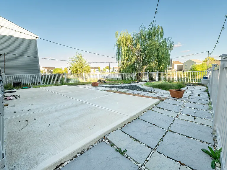 2887 Ludwig Dr — Photo 25