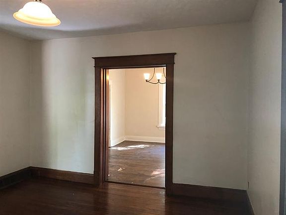 5th image of 1030 Sherman Ave