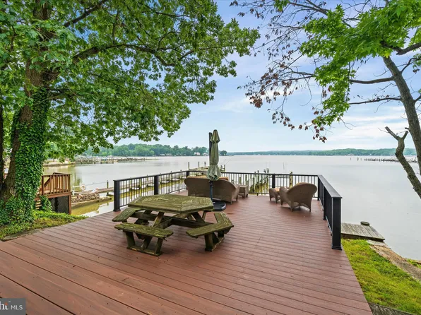 37 Mainsail Dr, Elkton, MD 21921