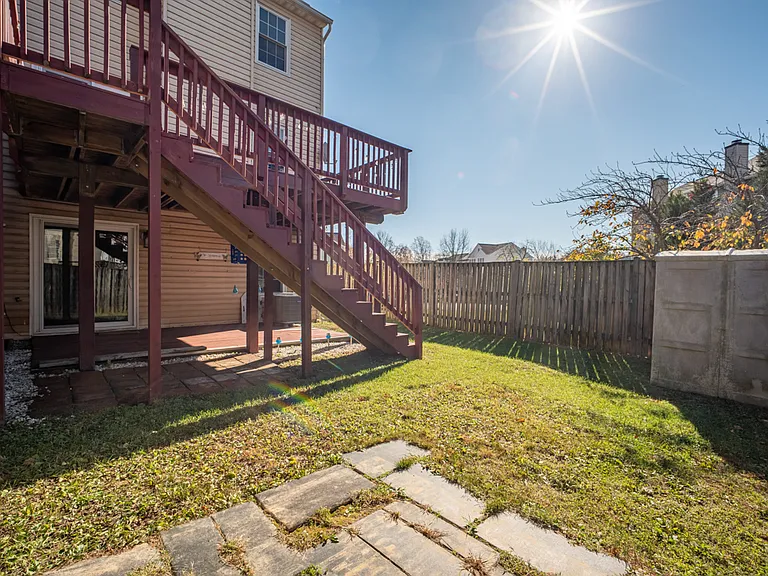 7800 Greenbrook Dr — Photo 30