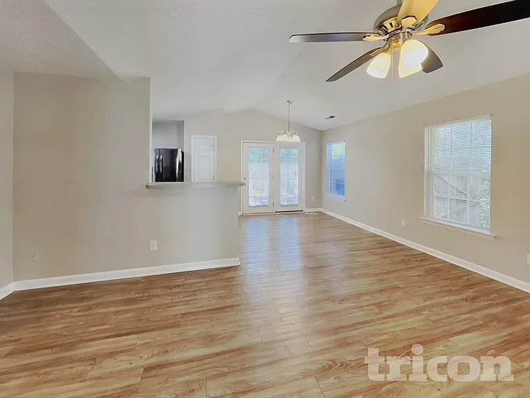 5516 Wilhagan Ct — Photo 2