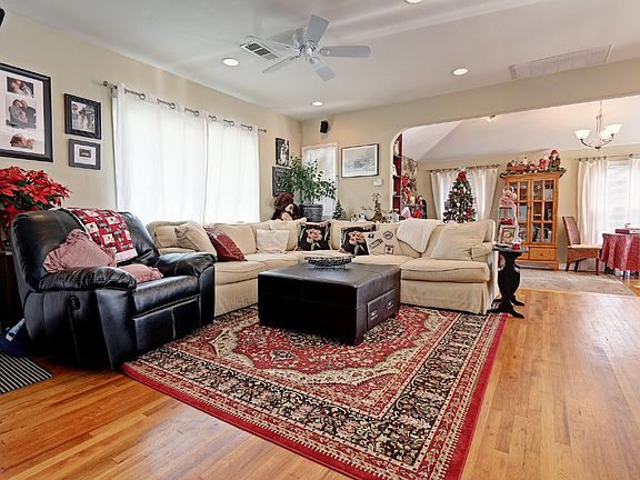 5th image of 2604 Manhattan Beach Blvd