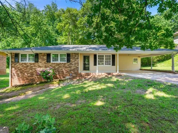 1975 Garden Dr, Gainesville, GA 30507