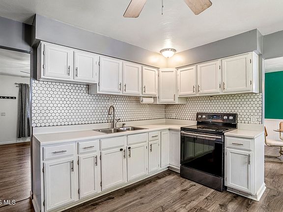 4th image of 6253 Hancock Ave
