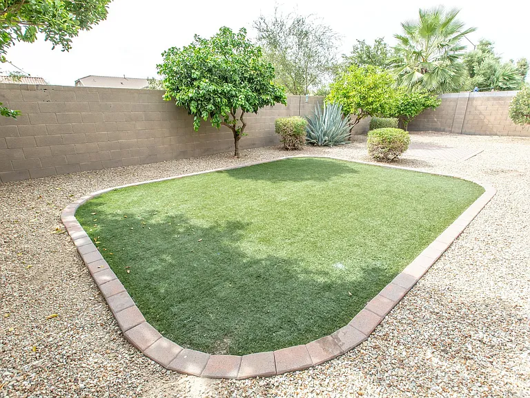 16344 N 182nd Ln — Photo 41