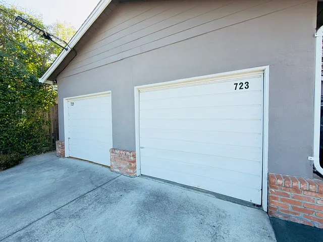 723 Redwood Ave #723 — Photo 23
