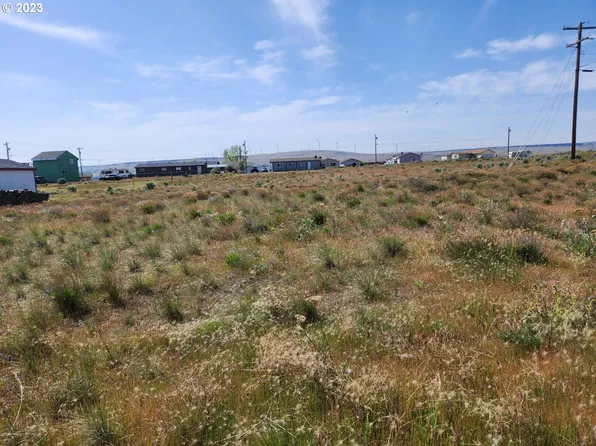 314 Locust St, Roosevelt, WA 99356