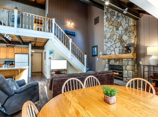 57065 Deer Ln #10, Bend, OR 97707