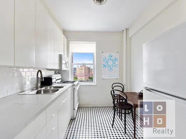 530 Grand Street image 1 of 4