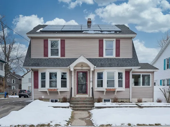 53 Chilson St, Springfield, MA 01118