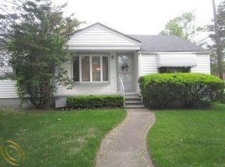 15995 Lexington, Redford, MI 48239