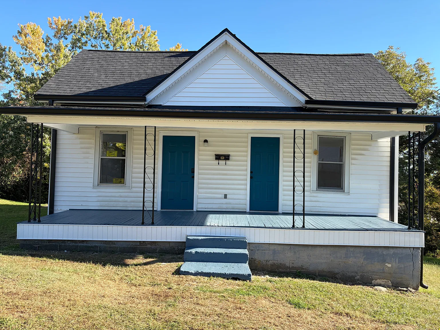 2 bed, 905 sqft, $1,395 — Photo 1