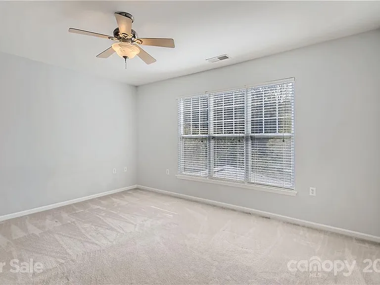 15411 Saint Christopher Ct — Photo 12