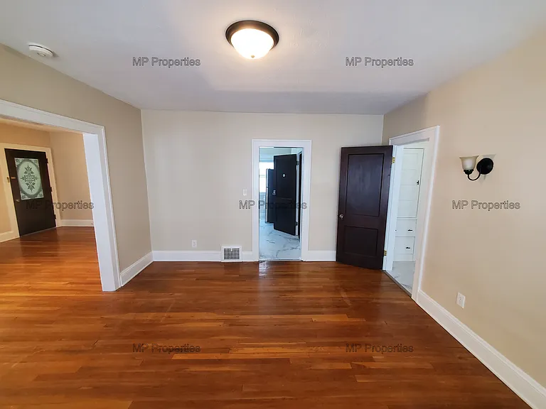 1302 Hathaway Ave #1 — Photo 9