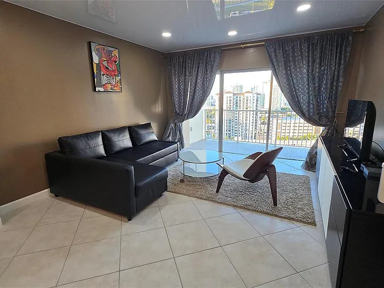 300 Bayview Dr #1911 — Photo 12