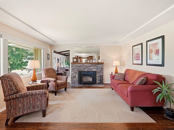 4th image of 12103 E Spring Valley Rd