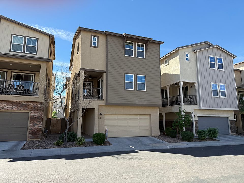 1st image of 637 W Winchester Dr
