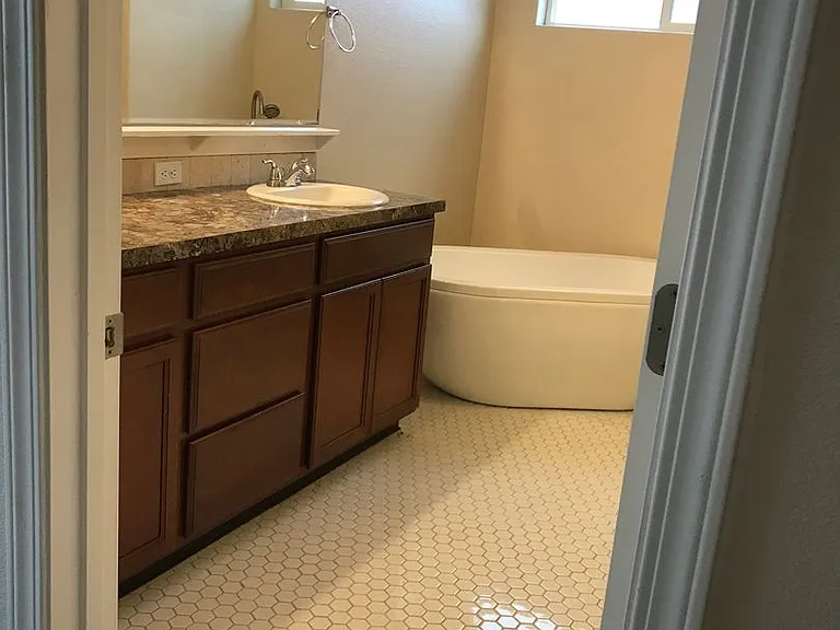2034 Northern Sky Dr — Photo 11