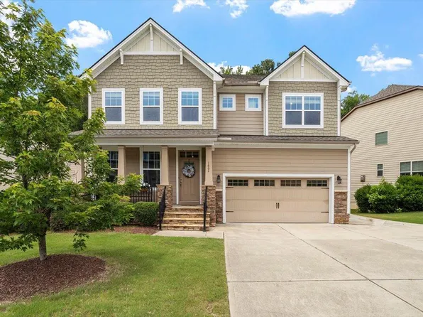 1604 Salem Village Dr, Apex, NC 27502