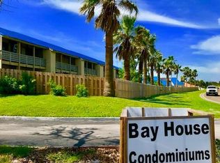 2705 Bayhouse Dr, Rockport, TX 78382