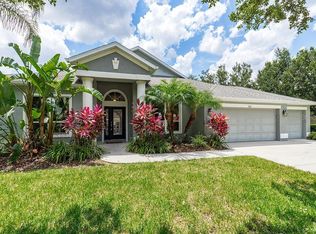 5805 Tanagerside Rd, Lithia, FL 33547